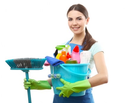 Deep cleaning service for a Tufnellpark kitchen and living space