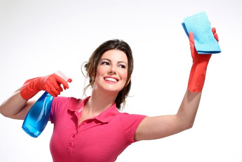 Local cleaners preparing an empty room in Tufnellpark